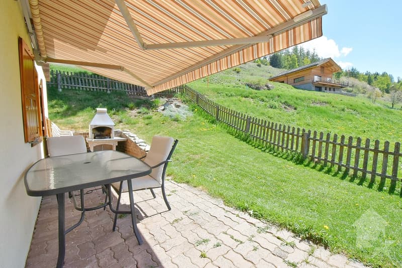 Magnifique chalet à la montagne avec une vue splendide et panoramique (4)