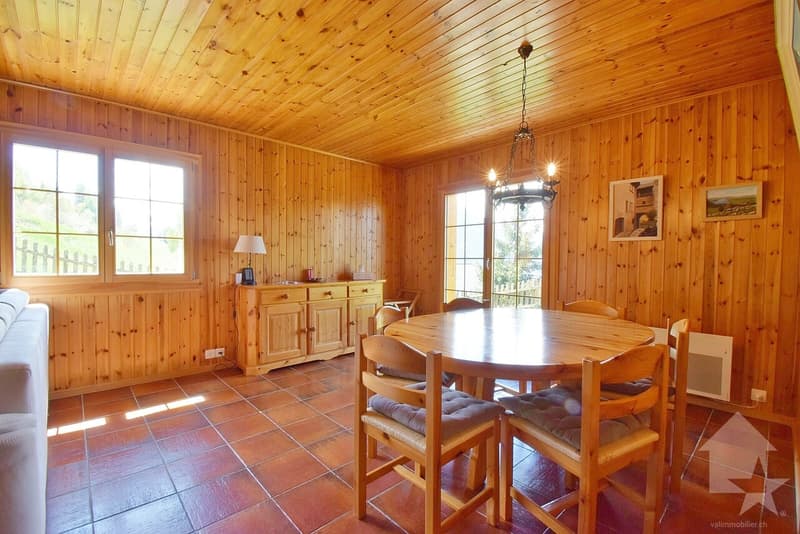 Magnifique chalet à la montagne avec une vue splendide et panoramique (6)