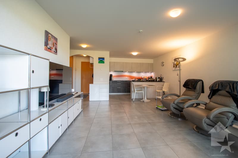 Bel appartement de 2.5 pièces dans les bains de Saillon (5)