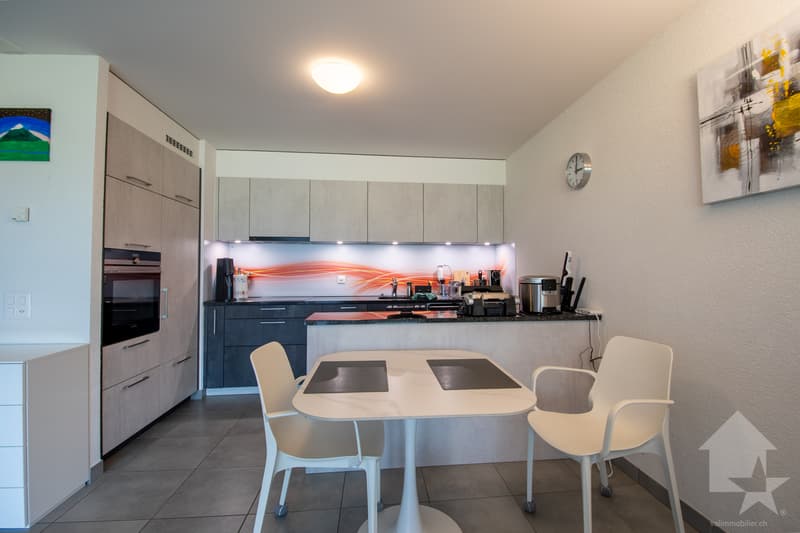 Bel appartement de 2.5 pièces dans les bains de Saillon (6)