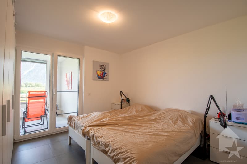 Bel appartement de 2.5 pièces dans les bains de Saillon (8)