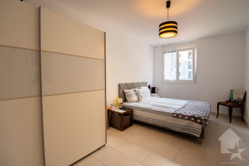 Spacieux appartement de 120 m² habitable de 4.5 pièces (8)