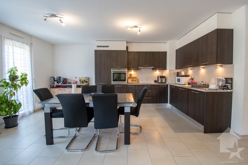Spacieux appartement de 120 m² habitable de 4.5 pièces (3)