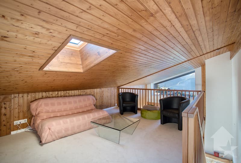 Spacieux attique en duplex de 7.5 pièces, 175 m², 4 salles de bains (6)