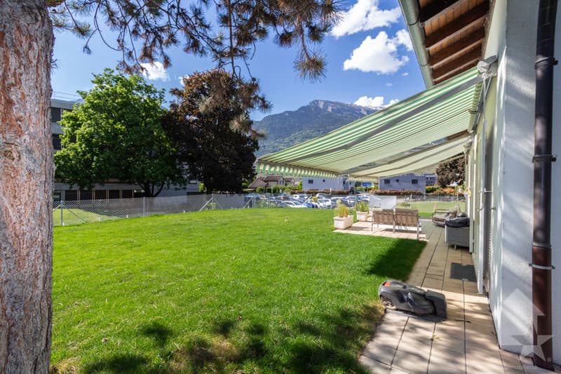 Magnifique villa 6.5 pièces rénovée avec studio et grand jardin (2)