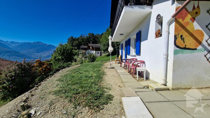 Charmant petit chalet 4.5p, superbe situation, calme, vue, ensoleillé! (6)