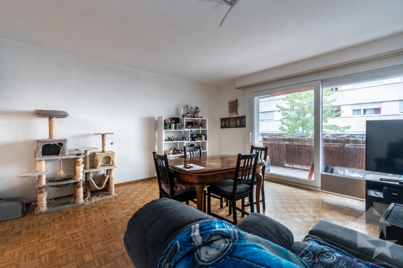 Spacieux 3.5 pièces avec balcon en plein centre-ville (2)