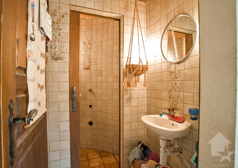 Chalet de 5.5 pièces avec cachet, 180 m2, situation ensoleillée (12)