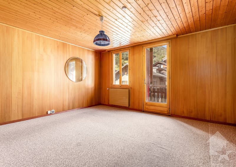 Maison villageoise à rénover, 10 pièces + locaux commerciaux, 400 m2 (12)