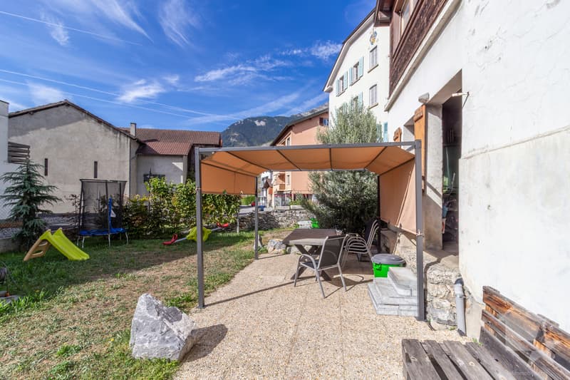 Résidence de caractère de 3 appartements avec situation idéale (5)