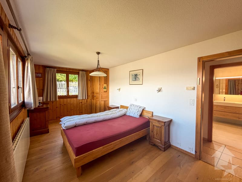 Belle maison de 3 appartements avec garage, mazot et carnotzet ! (12)