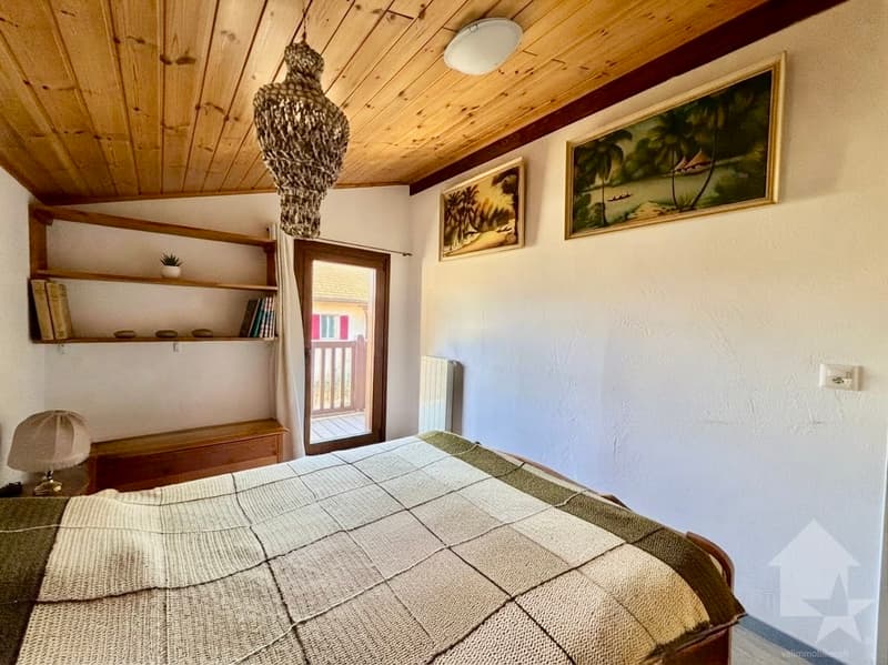 Joli petit chalet plein de charme avec parking et studio indépendant ! (12)