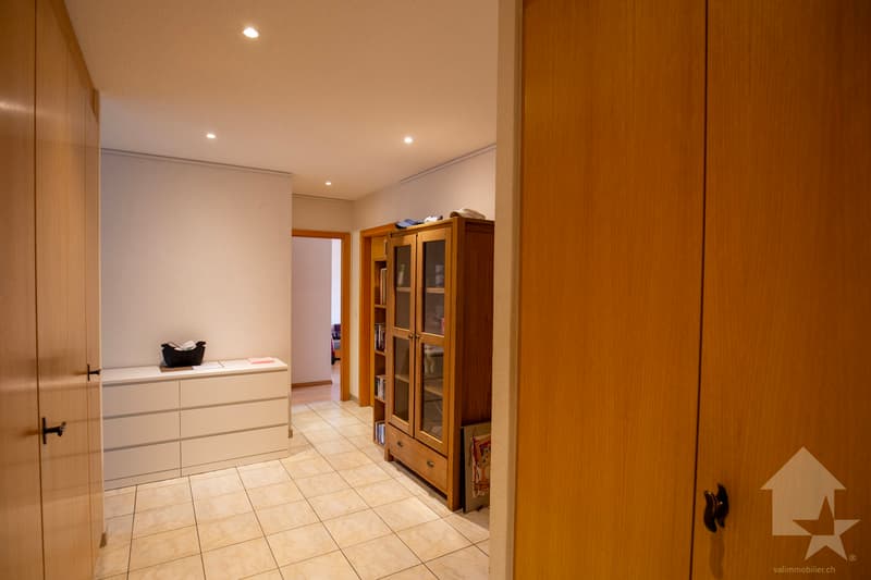 Appartement 4,5 avec box situé à Châteauneuf-Conthey (7)