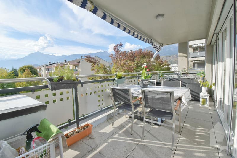 Magnifique appartement de 5.5 pièces avec une grande terrasse ! (1)