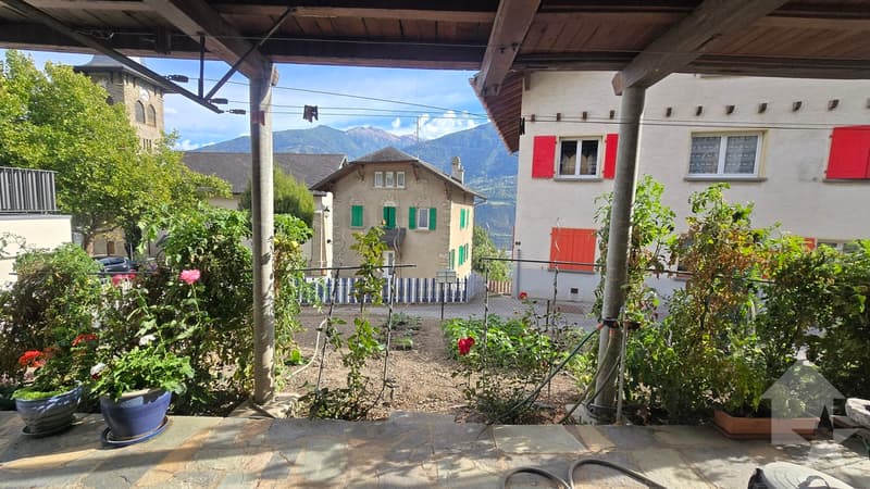 Maison villageoise jumelée à rénover entièrement (4)