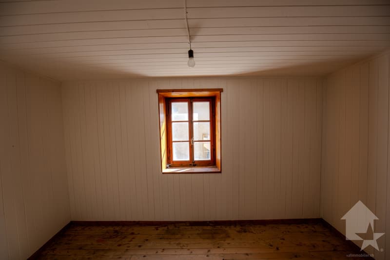 Ancienne maison avec grange à transformer (13)