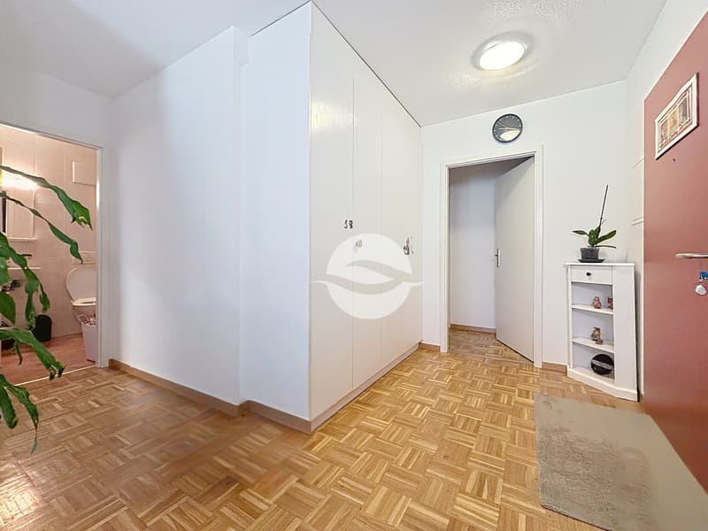 Belle entrée avec WC visiteurs