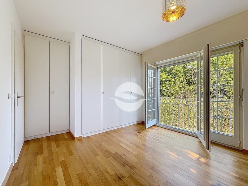 Chambre à coucher 2