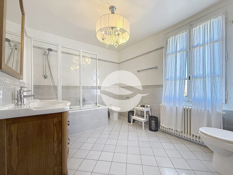 1er : Salle de bains