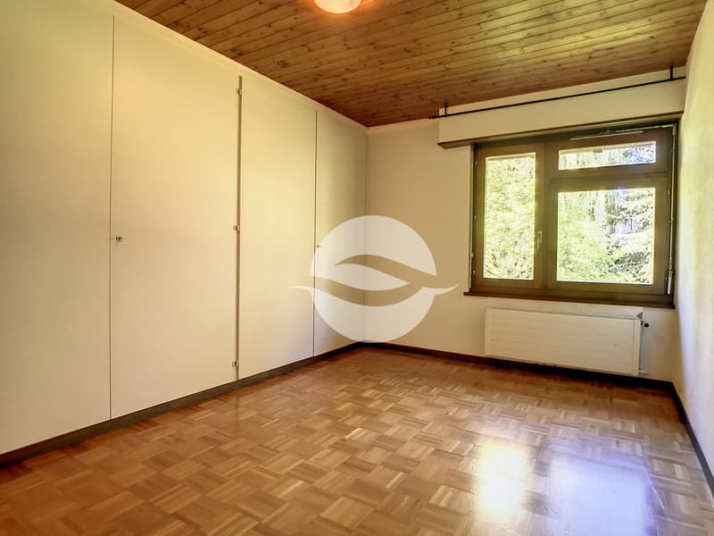 1er : 3ème chambre avec armoires