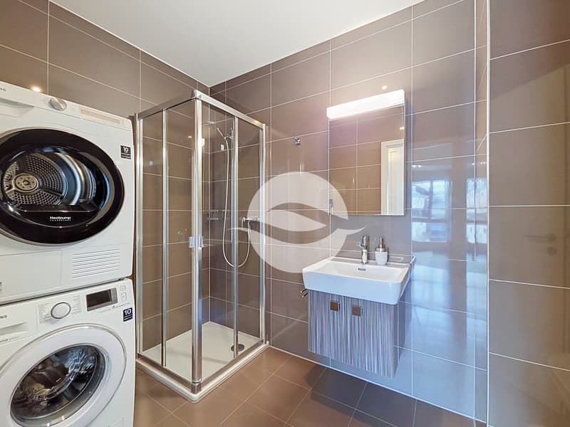 Salle de douche - WC / Shower Room - Restroom