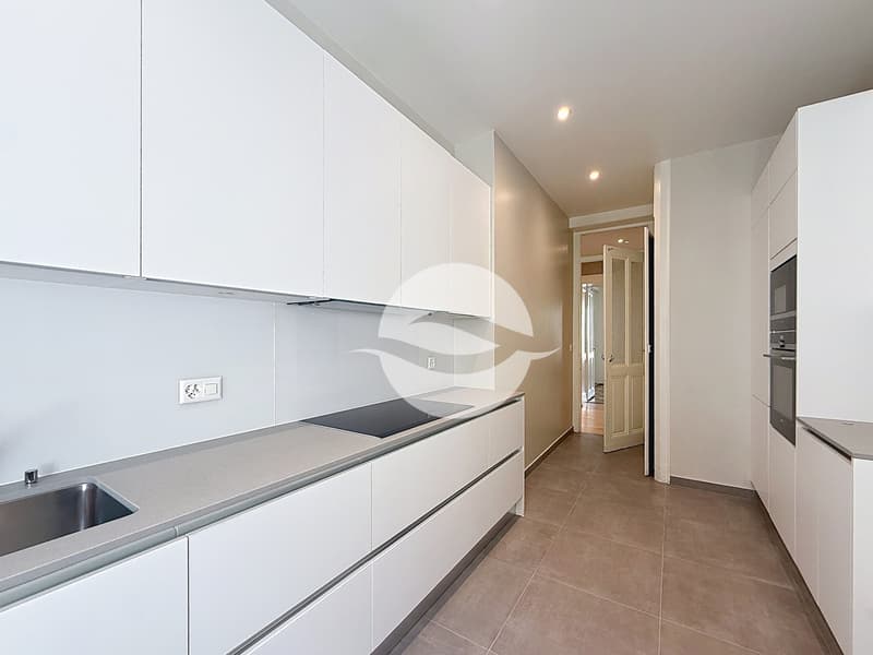 Magnifique appartement de 6 pièces situé au Centre-Ville, objet rare!! (2)