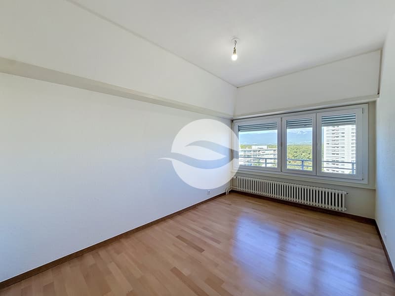 5 pièces en duplex rafraichi avec grande terrasse d'angle! (3)