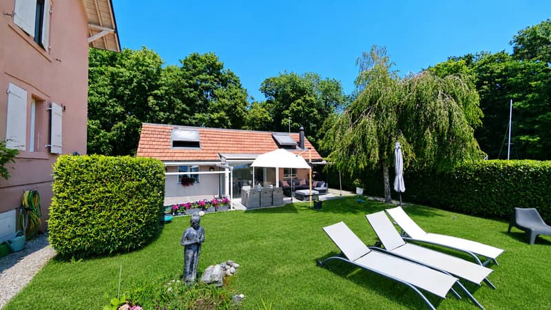 Charming "water's edge" villa with 3.5 rooms in Allaman (3)