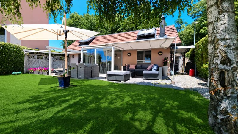 Charming "water's edge" villa with 3.5 rooms in Allaman (7)