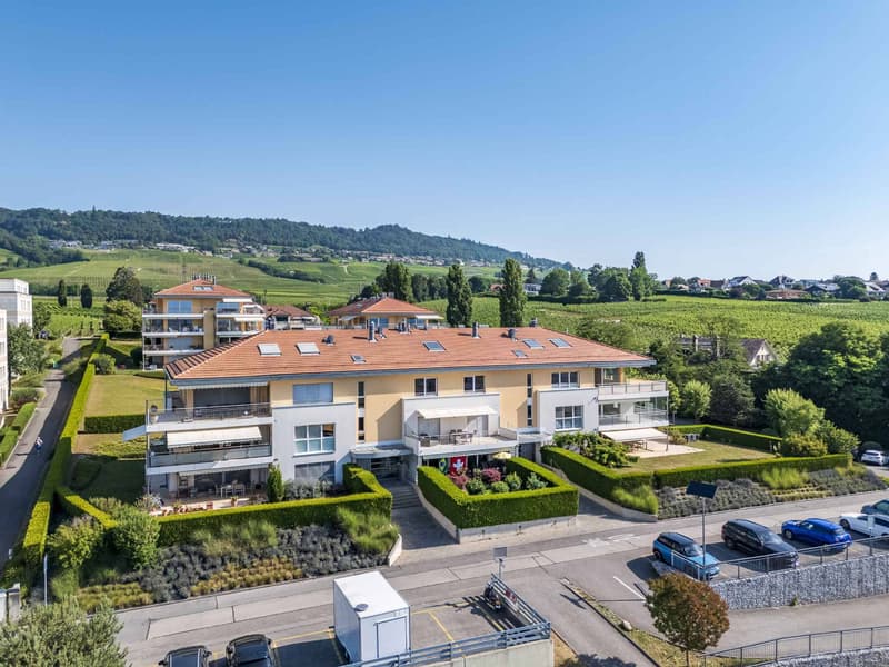 Duplex de standing de 7.5 pièces offrant une vue sur le Léman et les Alpes (9)