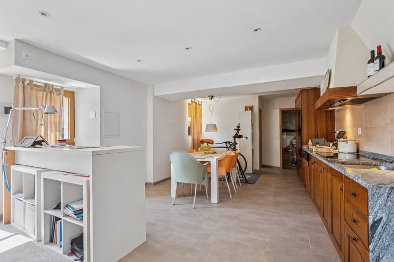 Immeuble mixte avec restaurant- Excellent potentiel de rendement (10)