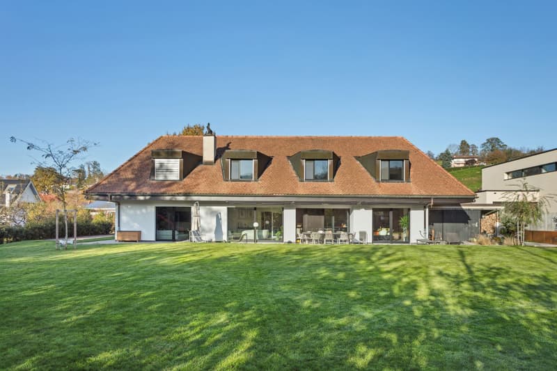 Exceptional property in a quiet and residential area (13)