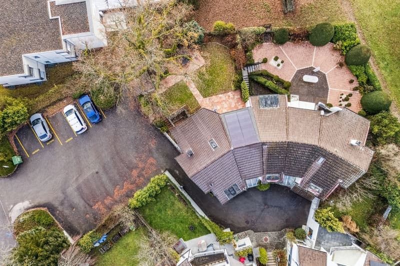 Superbe maison jumelée de 10 pièces  avec appartement de rendement (9)