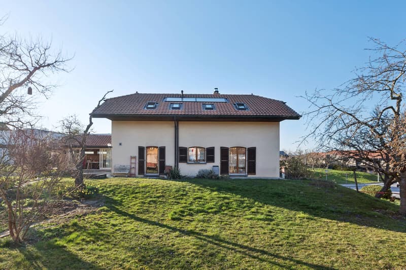 Family house with large garden in a peaceful setting in Massonnens (2)