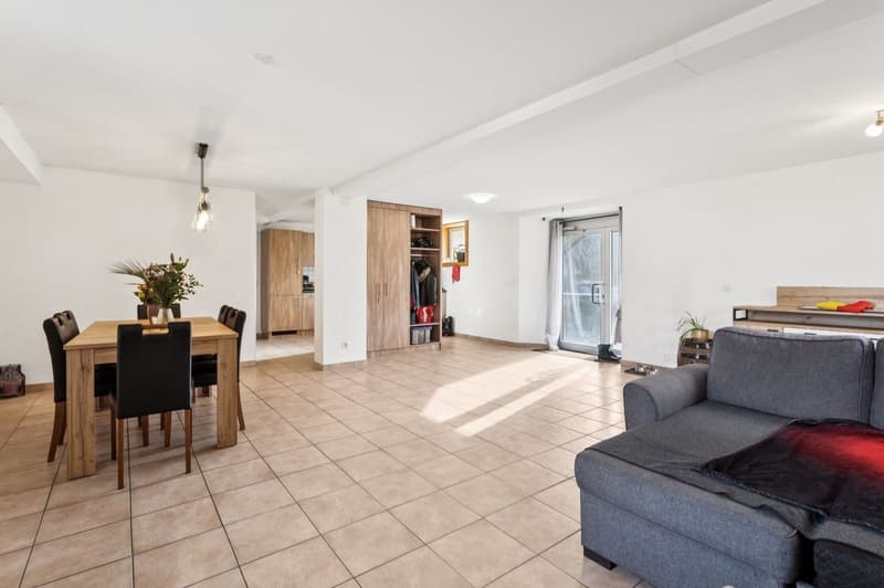 Maison de deux logements au centre du village (4)