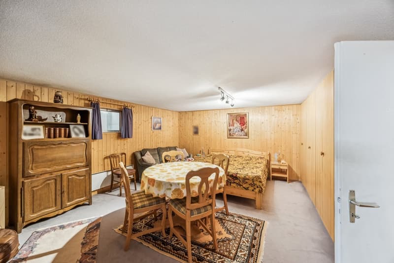 Absolute intimacy in an exceptional residential setting (12)