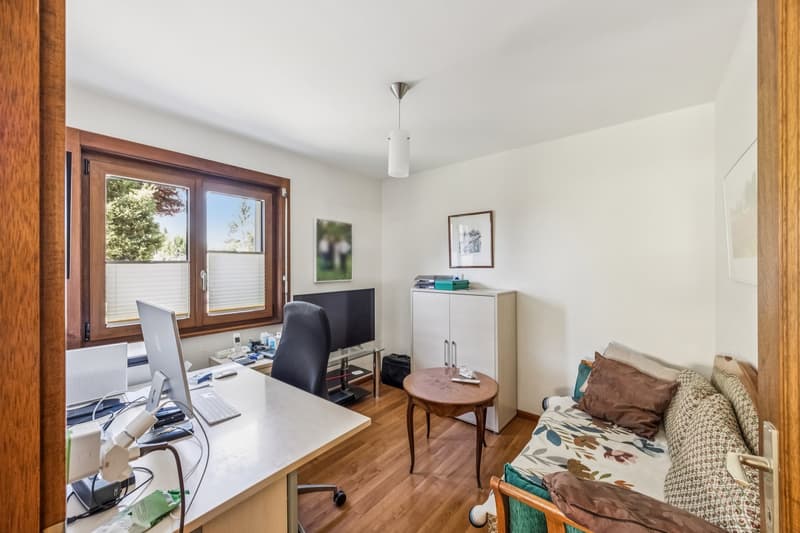 Absolute intimacy in an exceptional residential setting (5)