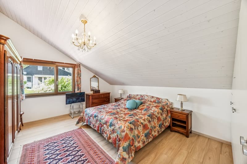 Absolute intimacy in an exceptional residential setting (9)
