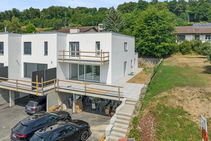 Magnificent new semi-detached house with 5.5 rooms at the end (1)