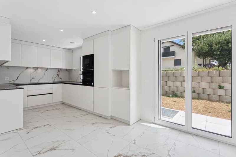 Magnifique maison neuve contiguë de 5,5 pièces en extrémité (2)