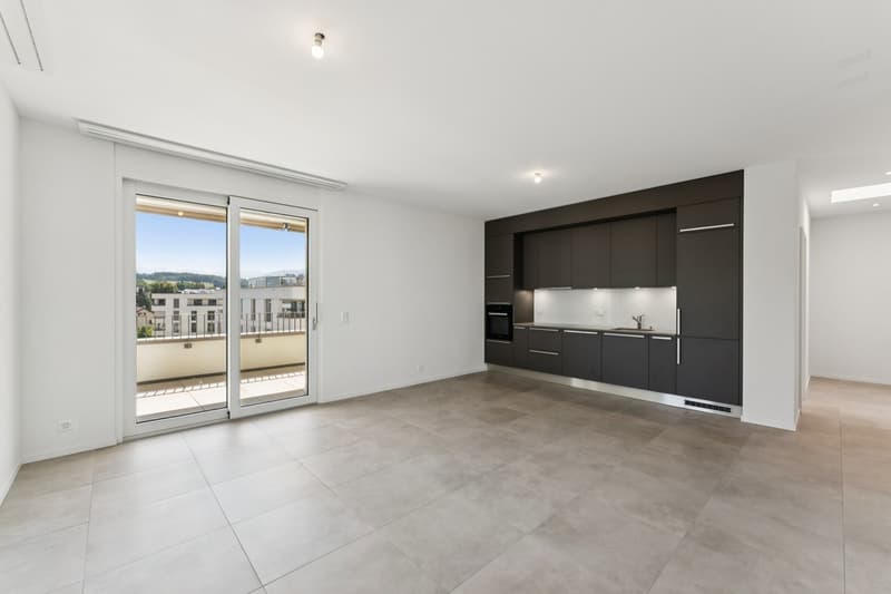 Helles Apartment im letzten Stock (4)