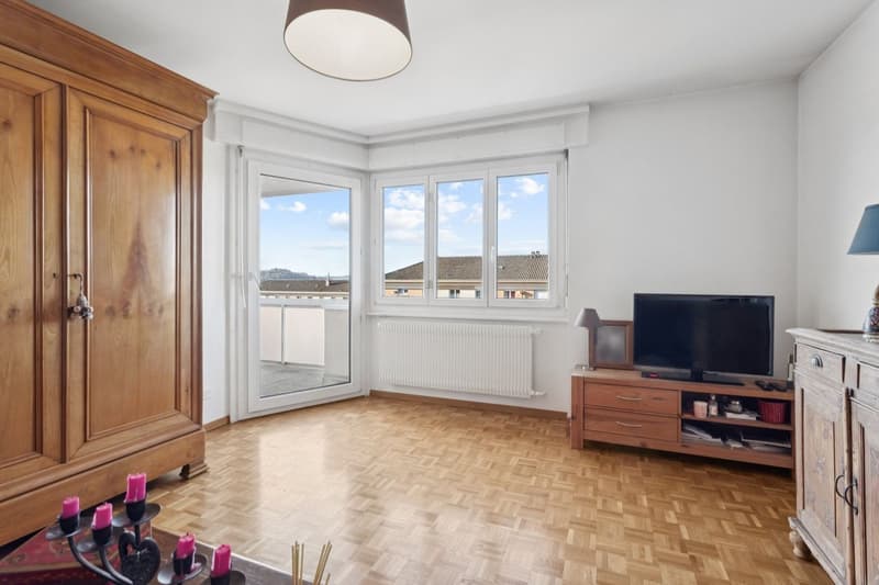 Appartement traversant avec vue sur les montagnes (4)