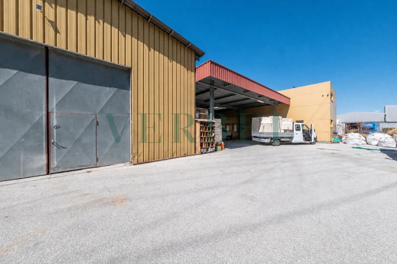 Site industriel polyvalent avec potentiel de développement (7)