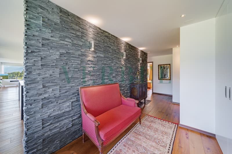 Duplex en attique avec vue exceptionnelle sur lac et montagnes (4)