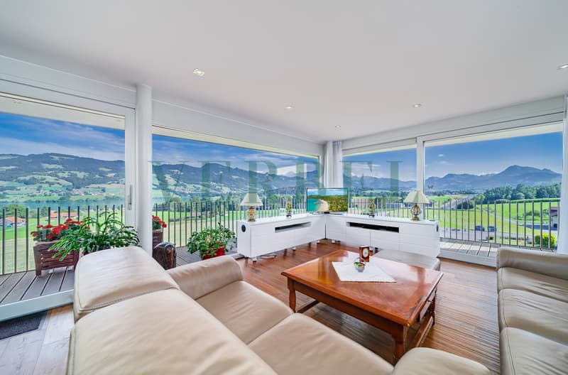 Duplex en attique avec vue exceptionnelle sur lac et montagnes (1)