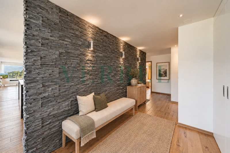 Duplex en attique avec vue exceptionnelle sur lac et montagnes (4)