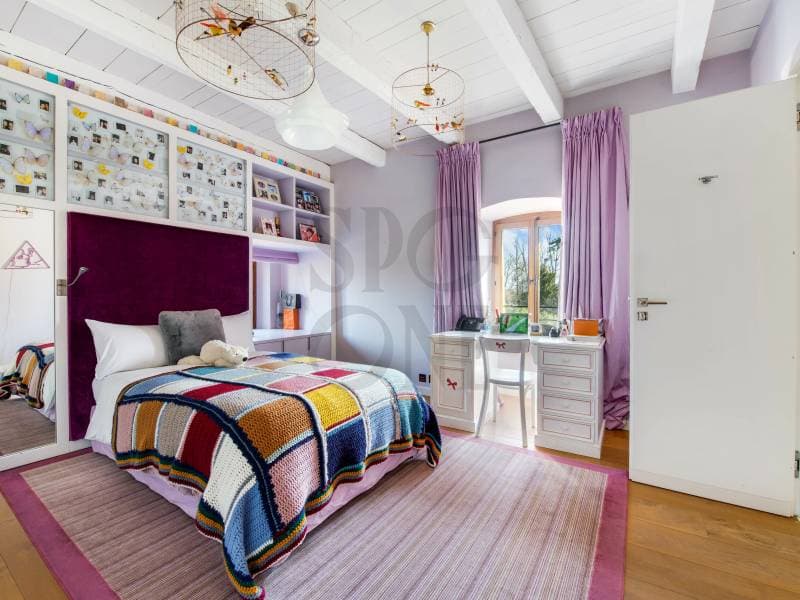 Splendid 18th century property in the heart of the Geneva countryside (10)