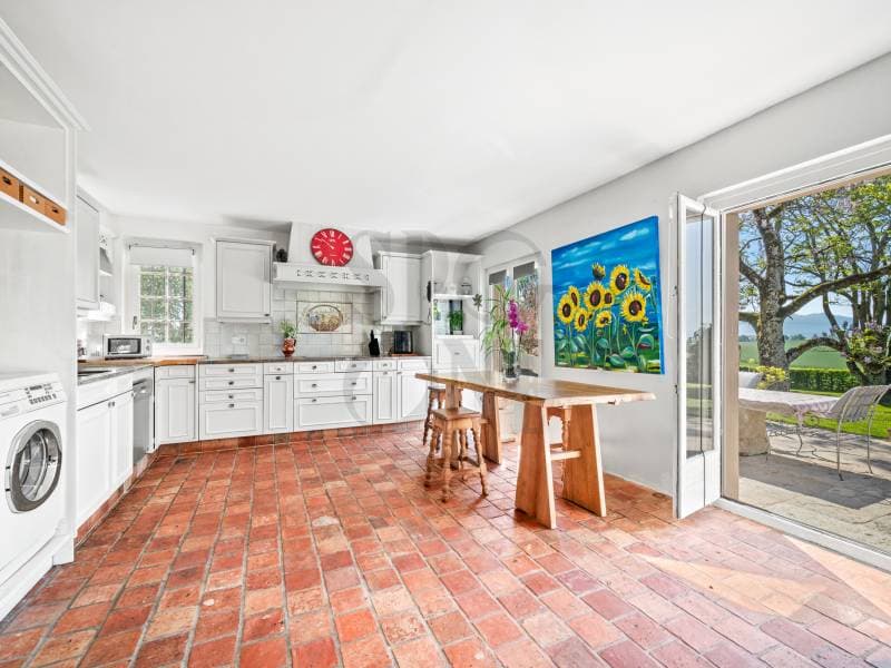 Exclusive: authentic Vaudois house (5)