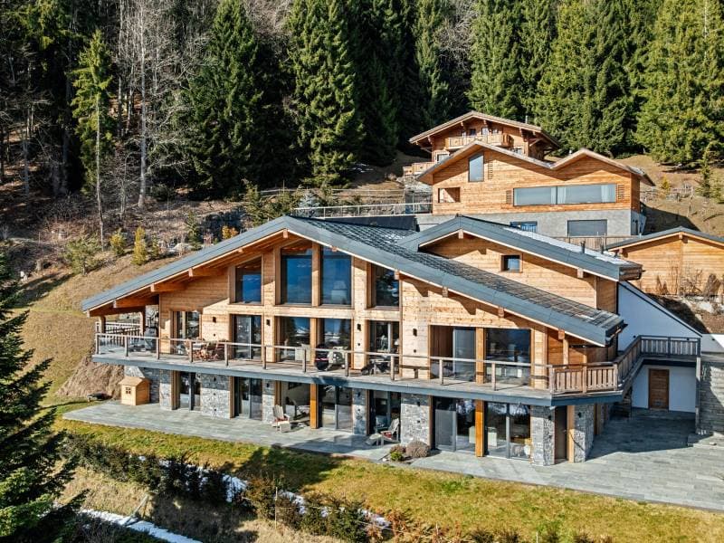 Chalet de grand standing avec vue panoramique (1)