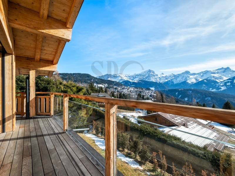 Chalet de grand standing avec vue panoramique (8)